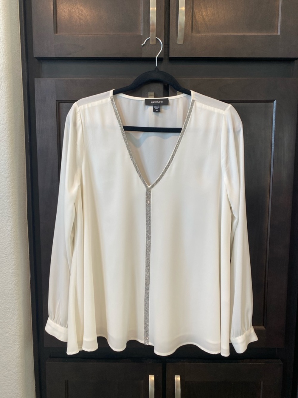 Karen Kane Cream V-Neck Long-Sleeve Blouse with Metallic Trim